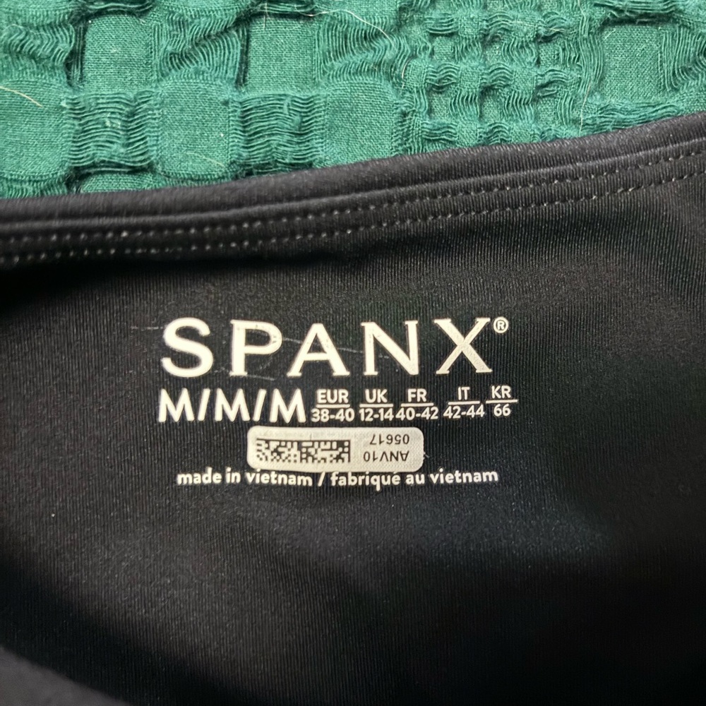 Spanx Work Top! - image 3
